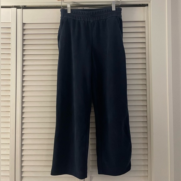 Softstreme High-Rise Straight Leg Crop True Navy 4 - Picture 10 of 13